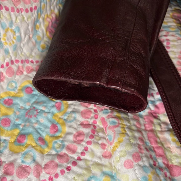 Vintage Leather Jacket - Picture 6 of 12